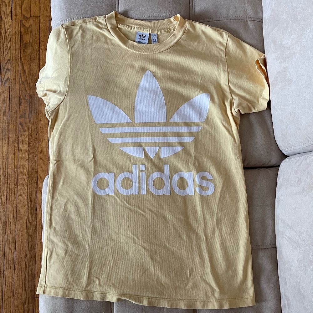 Adidas Short SleeveYellow T-Shirt - Size XS; Fits like Medium